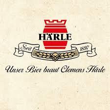 Das Härle-Logo zeigt ein rotes Wappen mit Schriftzügen in Schwarz und Beige.