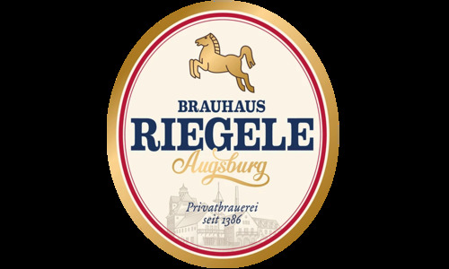 Ein ovales Brauhaus-Logo in Creme mit schwarzem Text, springendes Pferd oben.